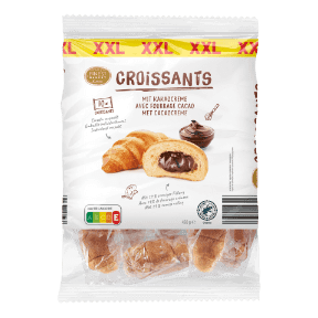 Croissants con crema de cacao y avellanas XXL